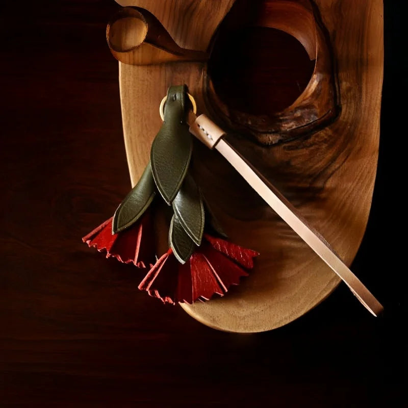 Vintage Leather Carnation Bag Charm – Handmade Full-Grain Cowhide Flower Keychain | Elegant 3D Floral Pendant | Unique Gift for Women