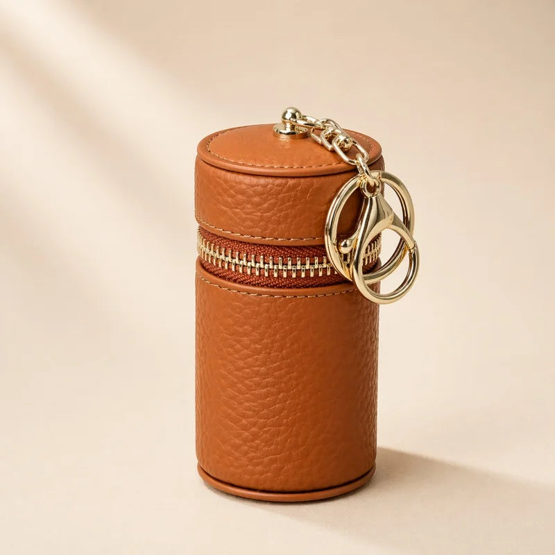 Minibolso de Piel para Labial – Elegante Estuche Cilindro para Labial y Esenciales | Accesorio de Llavero Hecho a Mano | Regalo para Ella