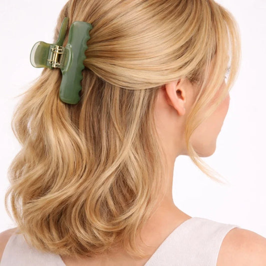 Minimalist Jade-Tone Acetate Hair Claw Clip – Elegant Large Hair Accessory | Strong Hold Claw Clip for Women | Smooth Finish Everyday Styling Gift for Her