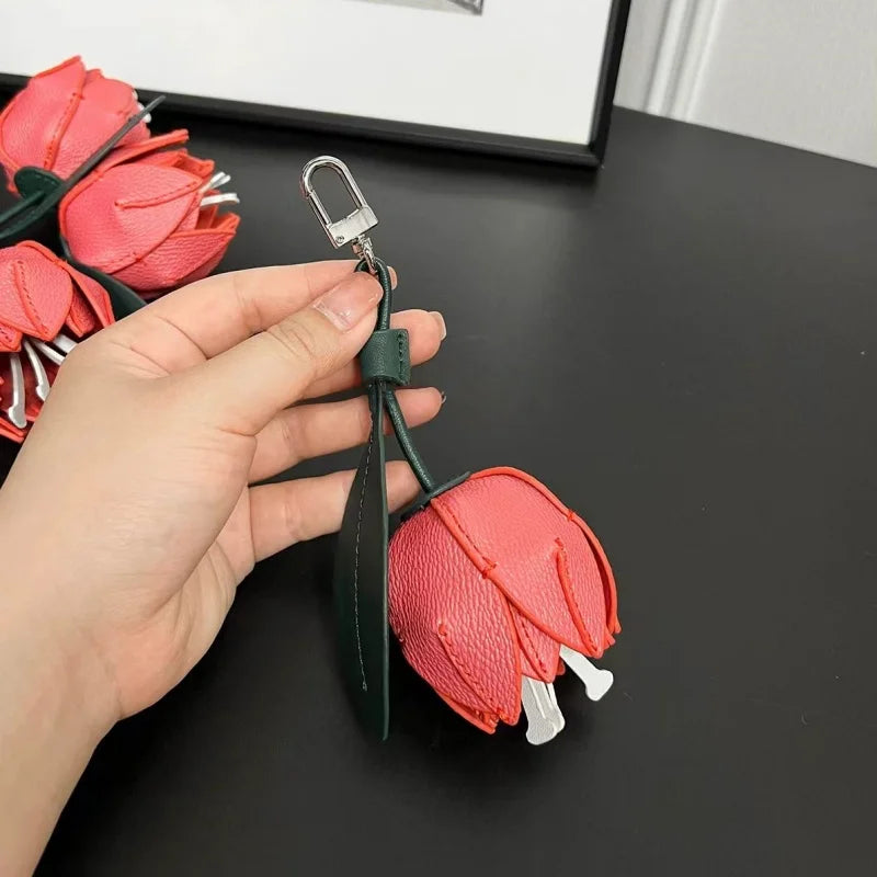 Romantic Red Rose Leather Bag Charm – Handmade Flower Pendant | Full-Grain Leather Keychain | Elegant Purse Accessory & Gift