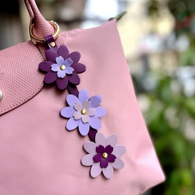Handmade Leather Cherry Blossom Bag Charm – Full-Grain Leather Floral Pendant & Keychain | Multi-Color Sakura Accessory for Handbags, Totes & Keys | Creative Couple Gift