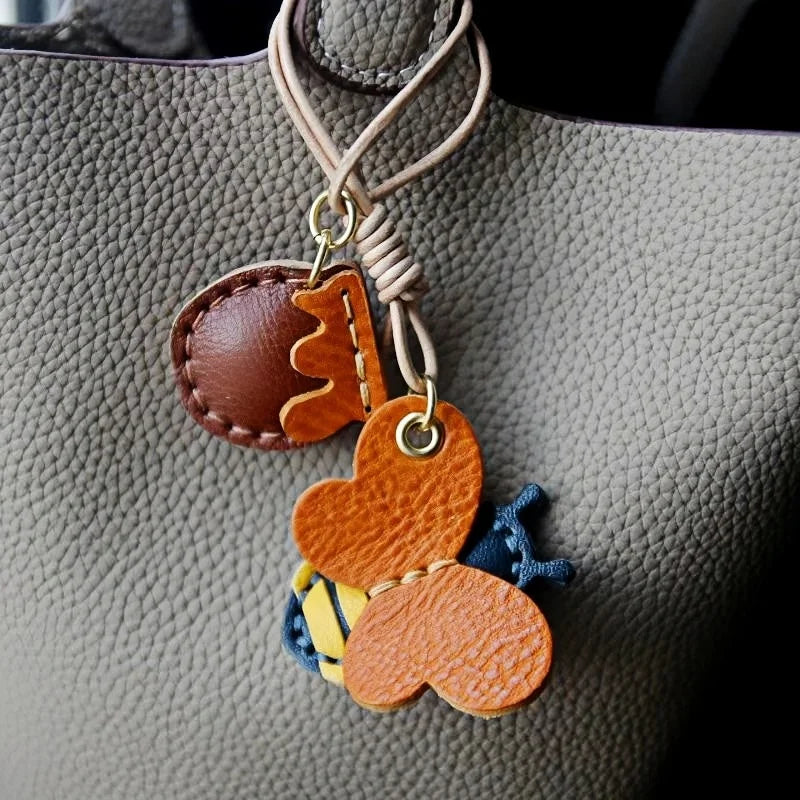 Bee & Honey Pot Leather Bag Charm – Handmade Full-Grain Cowhide Pendant | Cute Insect-Inspired Keychain | Creative Accessory for Handbags & Keys