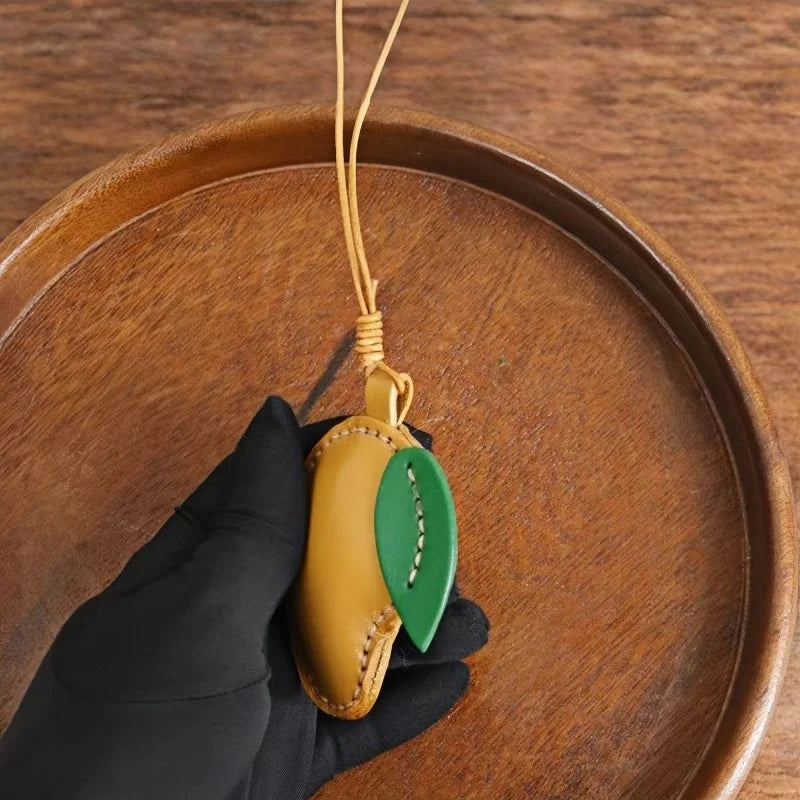 Mango Leather Bag Charm – Handmade Full-Grain Cowhide Pendant | Vintage Fruit-Inspired Keychain | Unique Handbag Accessory & Lucky Gift