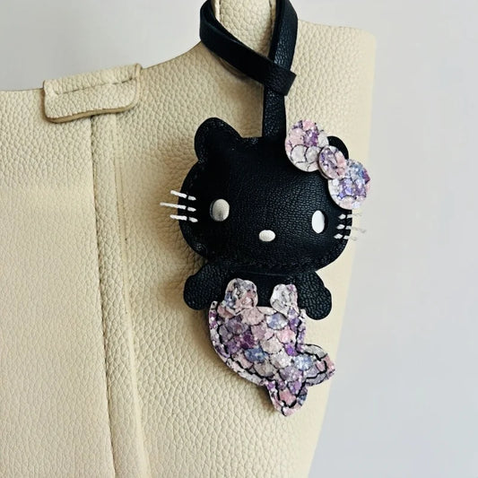 Dije de cuero para bolso con forma de gato sirena – Llavero original hecho a mano | Colgante de gato de fantasía | Un regalo ideal para amantes de las sirenas