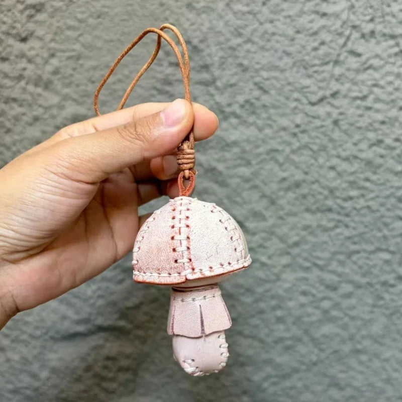Dije de bolso de piel de hongo artesanal – Colgante 3D de piel de vaca plena flor | Accesorio botánico original | Regalo artesanal para amantes de la naturaleza