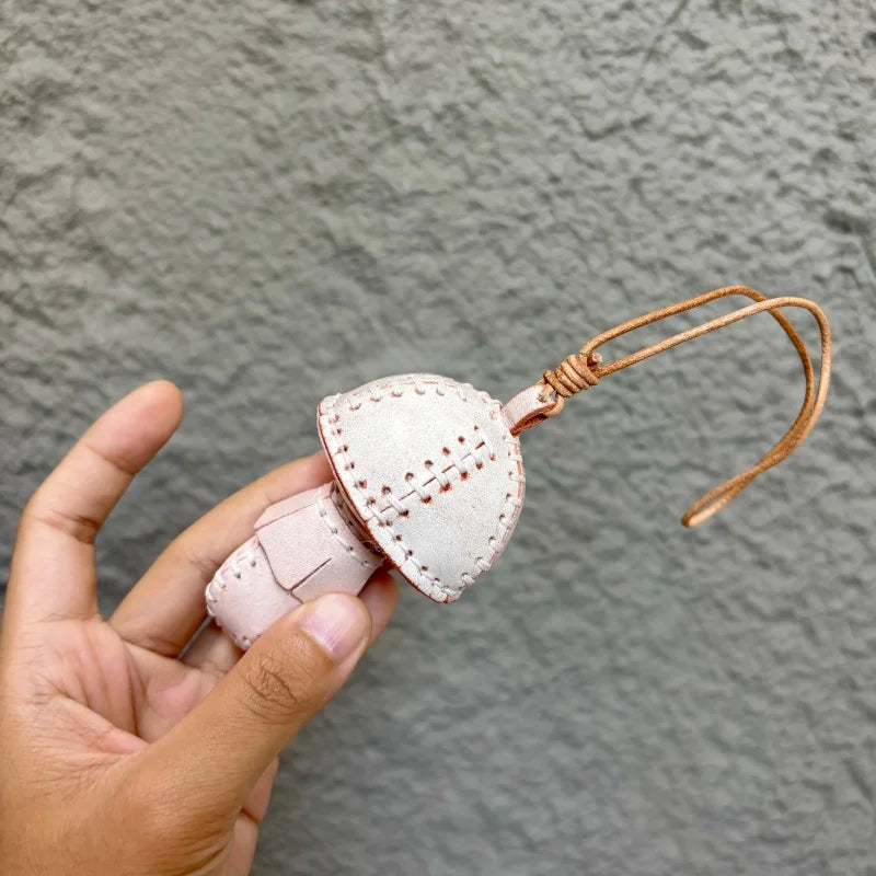 Dije de bolso de piel de hongo artesanal – Colgante 3D de piel de vaca plena flor | Accesorio botánico original | Regalo artesanal para amantes de la naturaleza