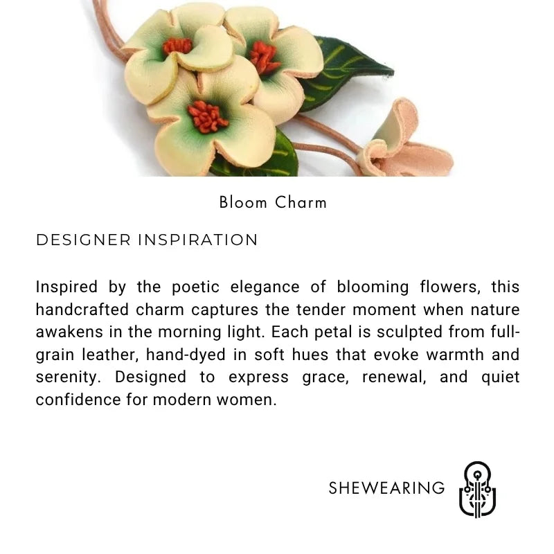 Dije para bolso de cuero "Flor de Amor" – Colgante de flor de cuero flor hecho a mano | Elegante llavero botánico | Regalo romántico para mujer