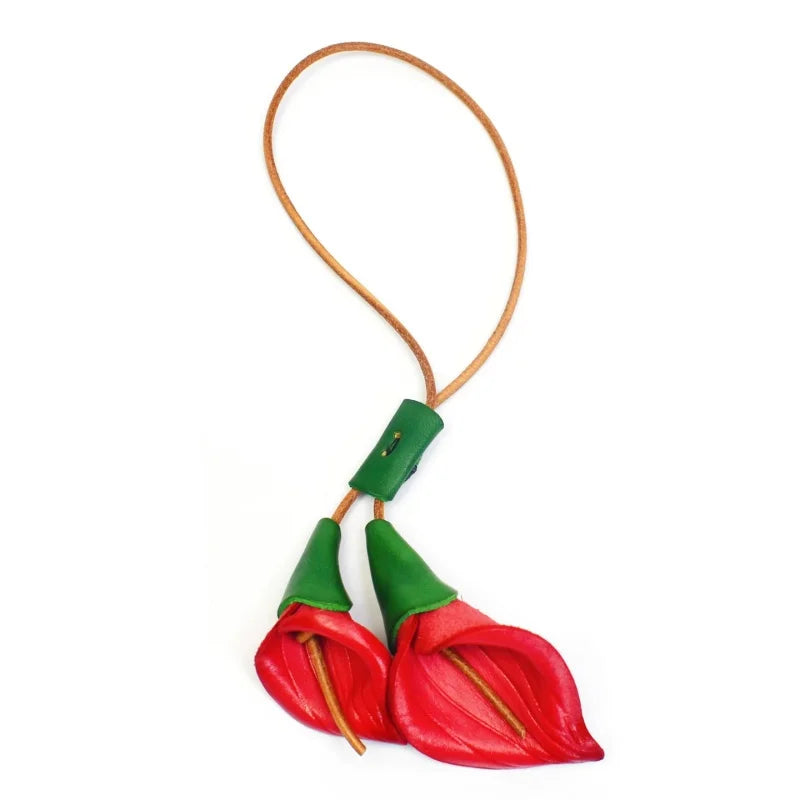 Lucky Anthurium Leather Bag Charm – Handmade Full-Grain Leather Floral Pendant | Nordic-Inspired Handbag Accessory Keychain | Gift for Her