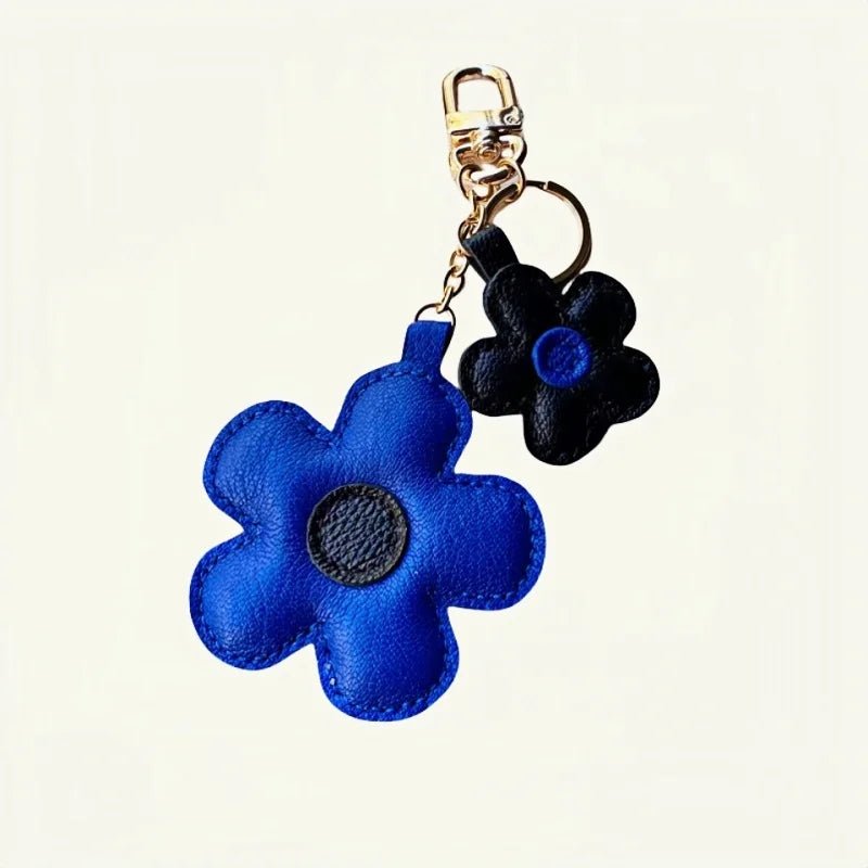 Exquisite Dual - Flower Horseshoe Buckle Sunflower Leather Charm - Multicolor Combination for Bags, Backpacks, and Keys, Perfect as a High - End Gift - shewearing