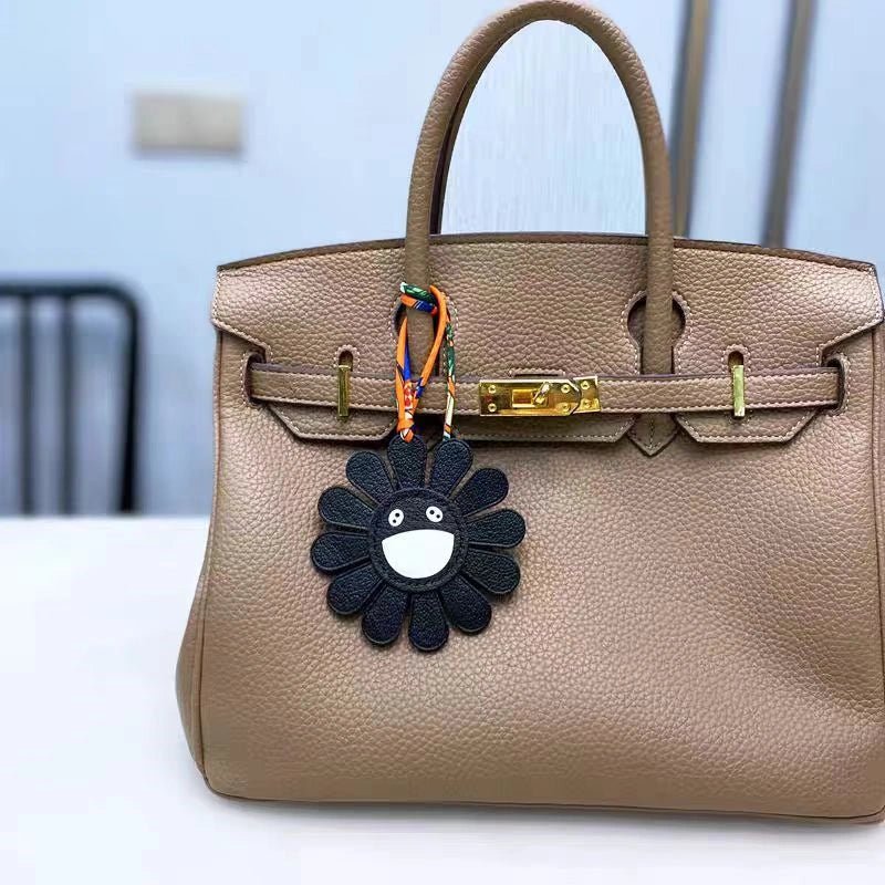 Handmade Colorful Sunburst Leather Bag Charm – Artisan Crafted Floral Accessory for Bags and Keys, Vibrant and Playful Design, Premium Goatskin, Perfect Gift for Her - shewearing