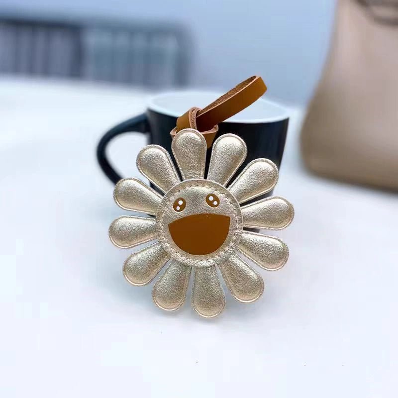 Handmade Colorful Sunburst Leather Bag Charm – Artisan Crafted Floral Accessory for Bags and Keys, Vibrant and Playful Design, Premium Goatskin, Perfect Gift for Her - shewearing