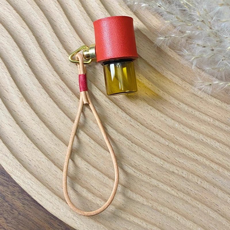 Minimalist Refillable Perfume Bottle Charm – Handcrafted Leather Aroma Pendant | Essential Oil Roller Keychain | Mosquito Repellent Bag Accessory - shewearing