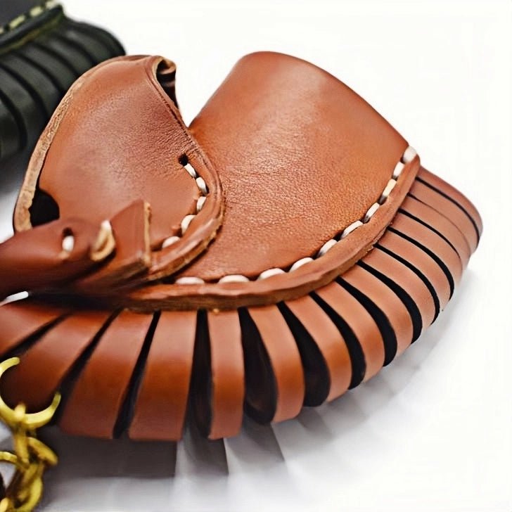 Nordic Unicorn Bag Charm – Genuine Leather Keychain Accessory, Handcrafted Cowhide, Unique Bookmark Design, Creative Gift for Her - shewearing