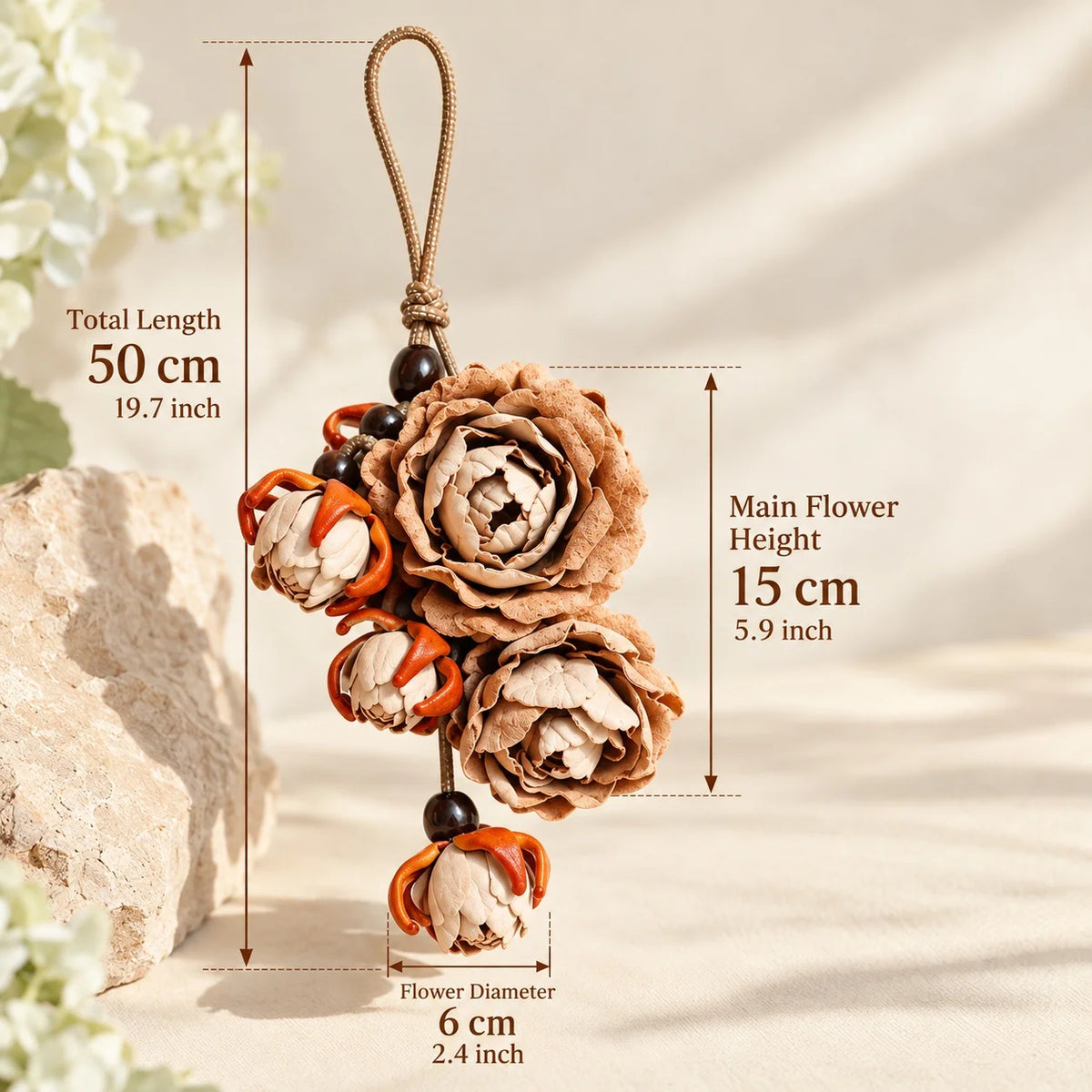 Size guide for a handcrafted beige leather rose bag charm showing approximately 50 cm cord length, 15 cm floral section, and 6 cm flower diameter.