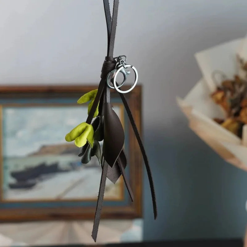 Blooming Grace Leather Bag Charm – Handmade Full-Grain Leather Floral Pendant | Quiet-Luxury Accessory for Totes & Handbags | Elegant Artistic Gift for Women