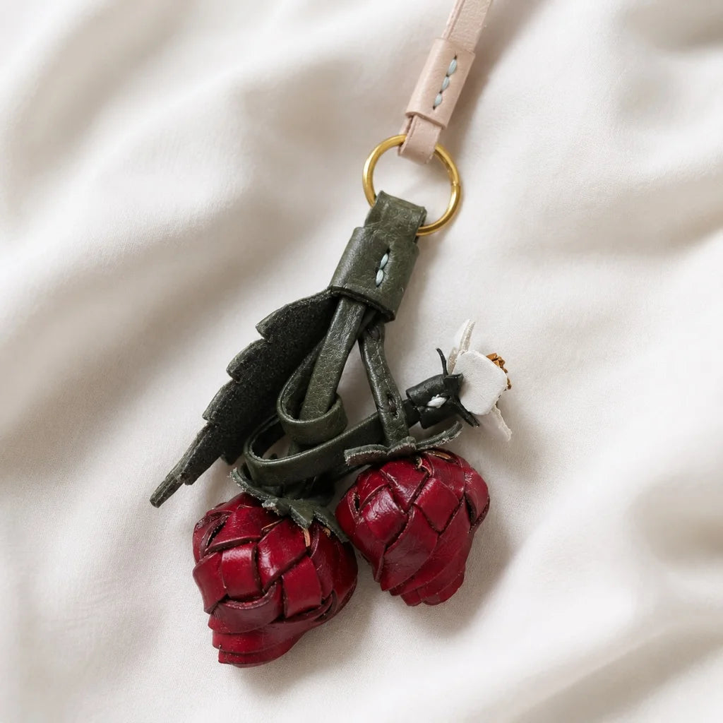 Handcrafted Strawberry Leather Bag Charm – Full-Grain Leather Fruit Pendant Keychain | 3D Handmade Handbag Accessory | Sweet Gift for Her