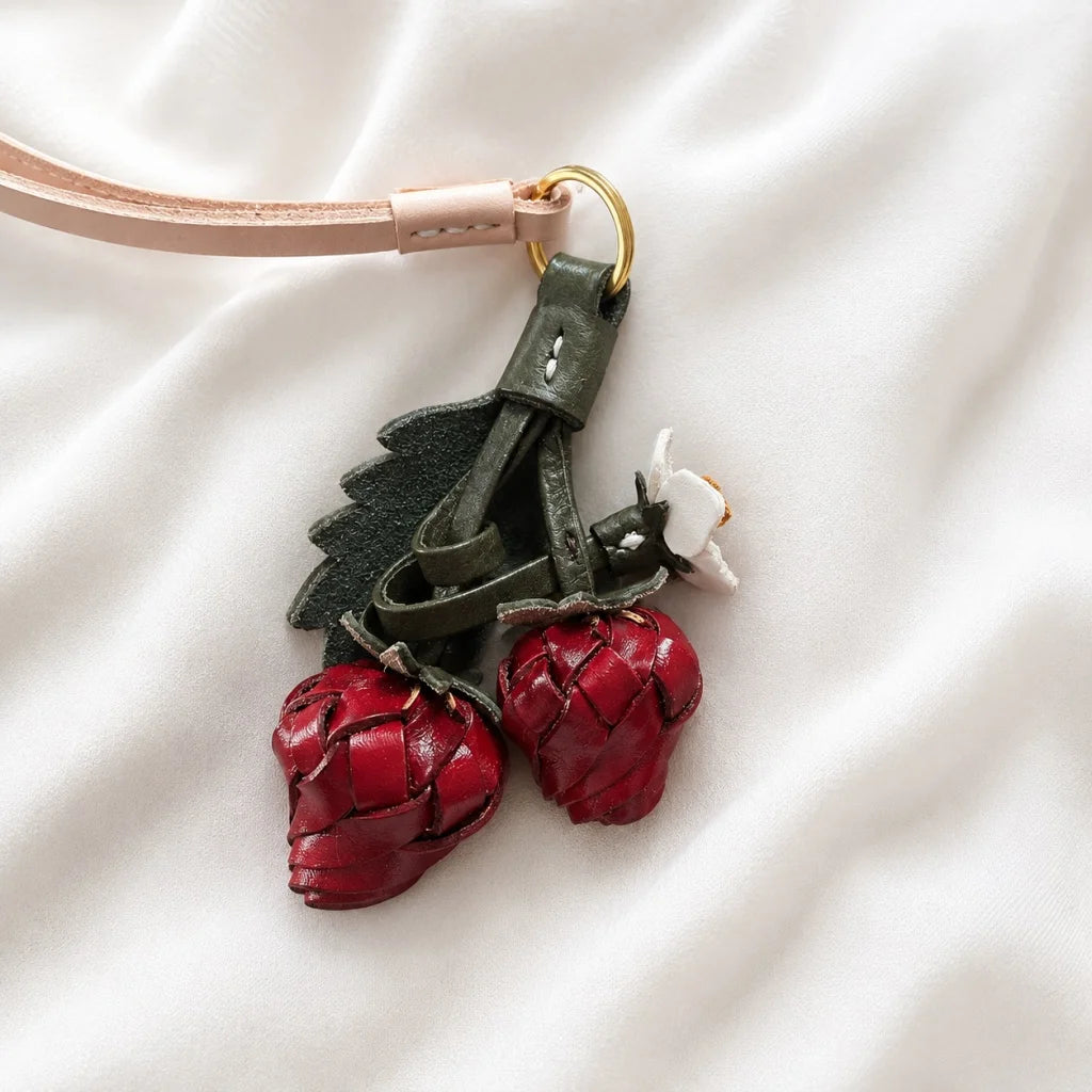 Handcrafted Strawberry Leather Bag Charm – Full-Grain Leather Fruit Pendant Keychain | 3D Handmade Handbag Accessory | Sweet Gift for Her