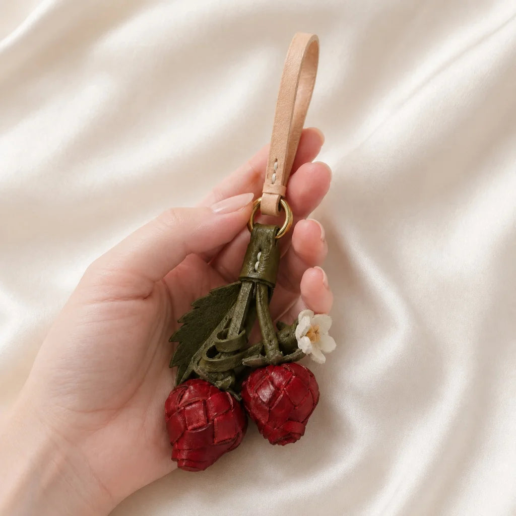 Handcrafted Strawberry Leather Bag Charm – Full-Grain Leather Fruit Pendant Keychain | 3D Handmade Handbag Accessory | Sweet Gift for Her