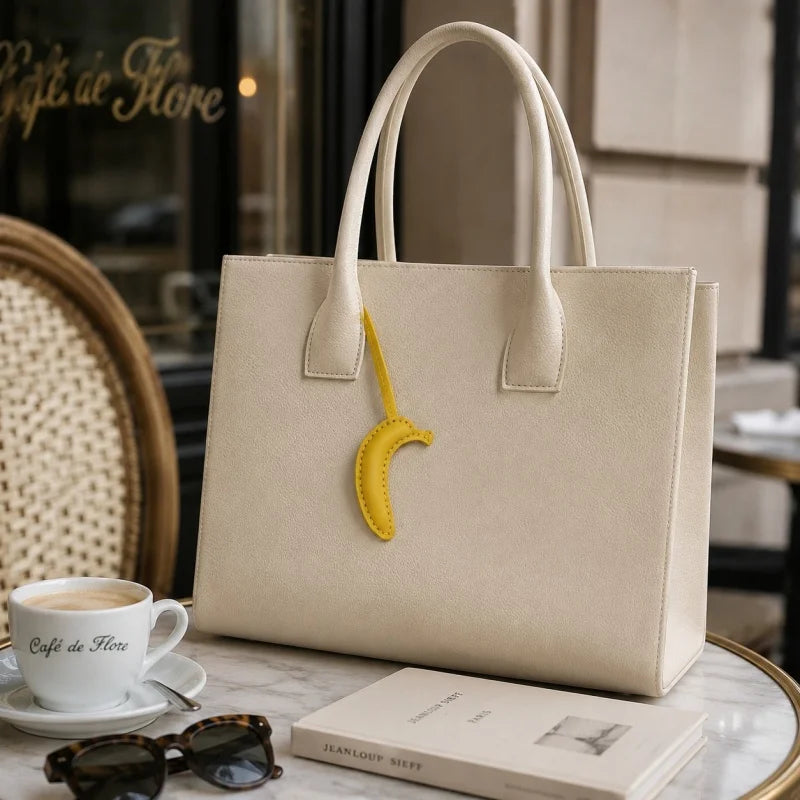 Creative Banana Leather Bag Charm – Full-Grain Cowhide Handmade Accessory for Bags and Keys, Whimsical Gift Idea