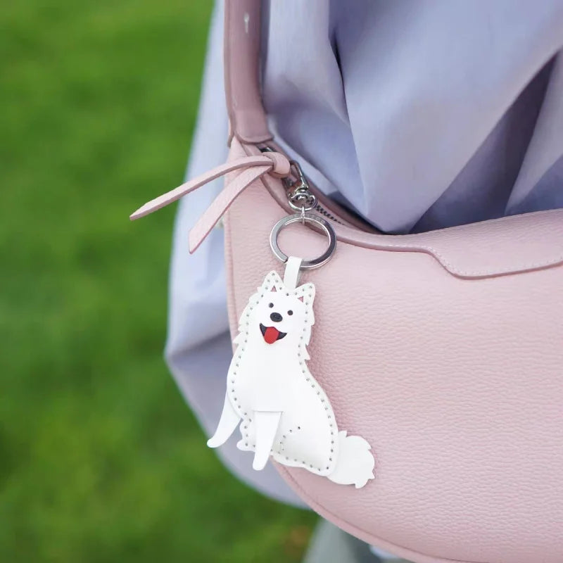 Original Samoyed Dog Leather Bag Charm – Handmade Full-Grain Leather Keychain | Cute White Puppy Pendant for Pet Lovers | Zodiac Gift & Couple Accessory
