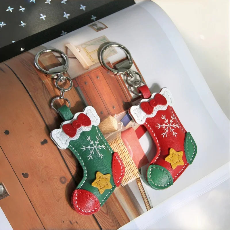 Christmas Stocking Leather Bag Charm – Handmade Full-Grain Sheepskin Holiday Pendant | Festive Hand-Stitched Accessory for Handbags & Keys | Unique Christmas Gift for Her