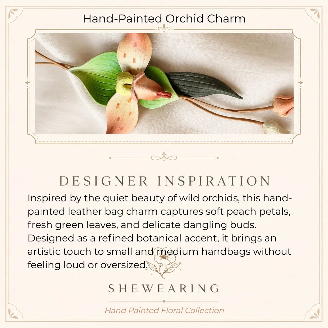 Amuleto de Bolso de Cuero con Orquídea Pintado a Mano, Elegante Accesorio Botánico para Bolso, Regalo Único para Ella