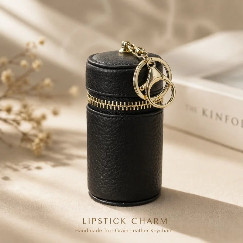 Minibolso de Piel para Labial – Elegante Estuche Cilindro para Labial y Esenciales | Accesorio de Llavero Hecho a Mano | Regalo para Ella