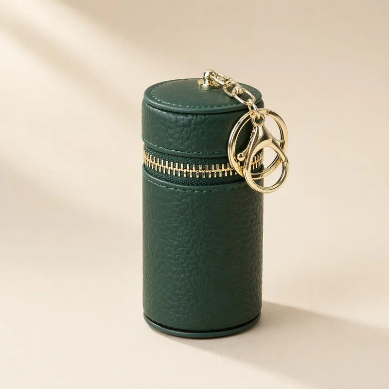 Minibolso de Piel para Labial – Elegante Estuche Cilindro para Labial y Esenciales | Accesorio de Llavero Hecho a Mano | Regalo para Ella