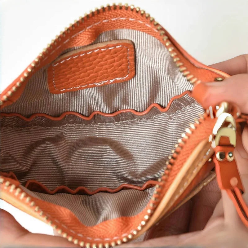 Citrus Slice Leather Mini Pouch – Handcrafted Orange Wedge Coin Purse and Bag Charm | Full-Grain Cowhide | Small Card Holder & Accessory Pouch | Unique Gift Idea