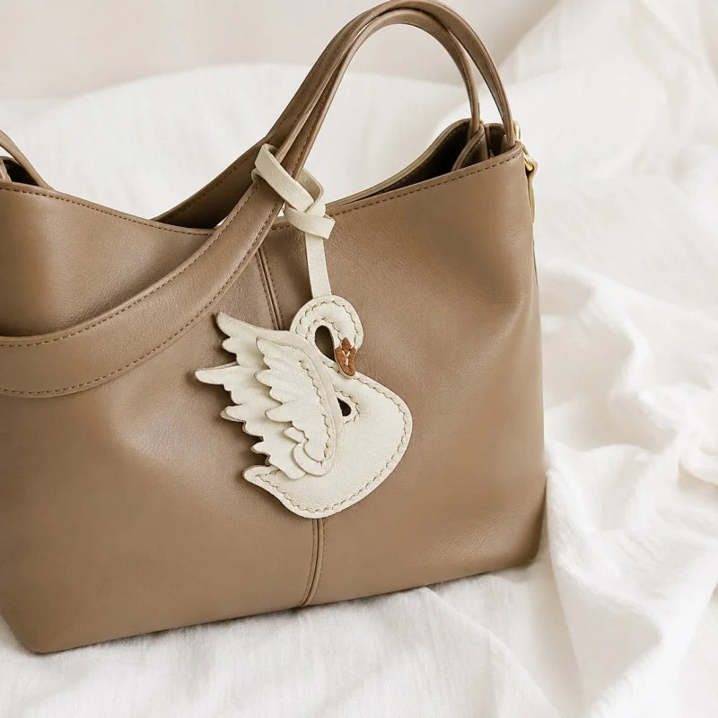 Elegant Black and White Swan Bag Charm – Original Design, Premium Leather, Handcrafted Accessory, Keychain for Women, Ideal for Unique Gifts