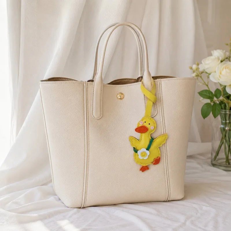 Lucky Duck Leather Bag Charm – Handcrafted Genuine Leather Pendant | Cute Car Accessory | Cheer-Up Gift for Friends