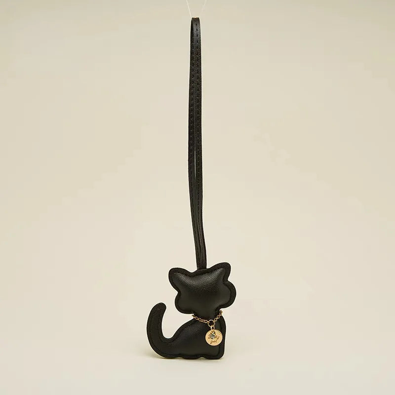 Chic Leather Cat Bag Charm – Handmade Sitting Kitty Pendant with Gold Necklace | Minimalist Style | Genuine Leather | Custom Color Options for Elegant Handbags