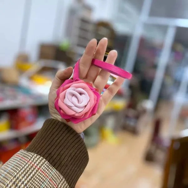 Handcrafted Leather Rose Bag Charm – 3D Flower Purse Pendant | Elegant Handmade Handbag Accessory with Pearl Accent | Romantic Floral Keychain Gift for Her