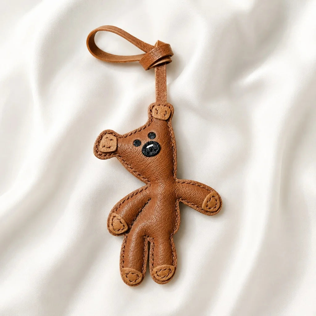 Hand-Stitched Leather Bear Bag Charm – Adorable Vintage Keychain Gift for Her