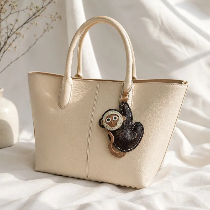 Vintage-Inspired Monkey Leather Keychain – Handcrafted Full-Grain Leather Bag Charm | Retro Aesthetic Car Key Holder | Unique Gift for Women