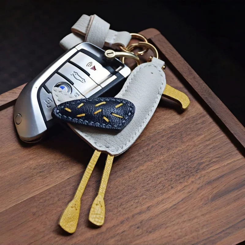 Handcrafted Seagull Leather Bag Charm – Original Artistic Design in Grained Sheepskin | Cute Coastal-Inspired Pendant for Handbags & Car Keys | Unique Gift for Women