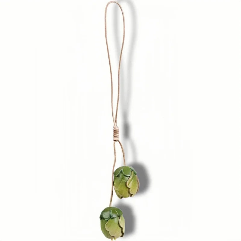 Handmade Tulip Bud Leather Bag Charm – Full-Grain Cowhide Pendant | Artisan Floral Keychain | Unique Leather Handbag Decoration