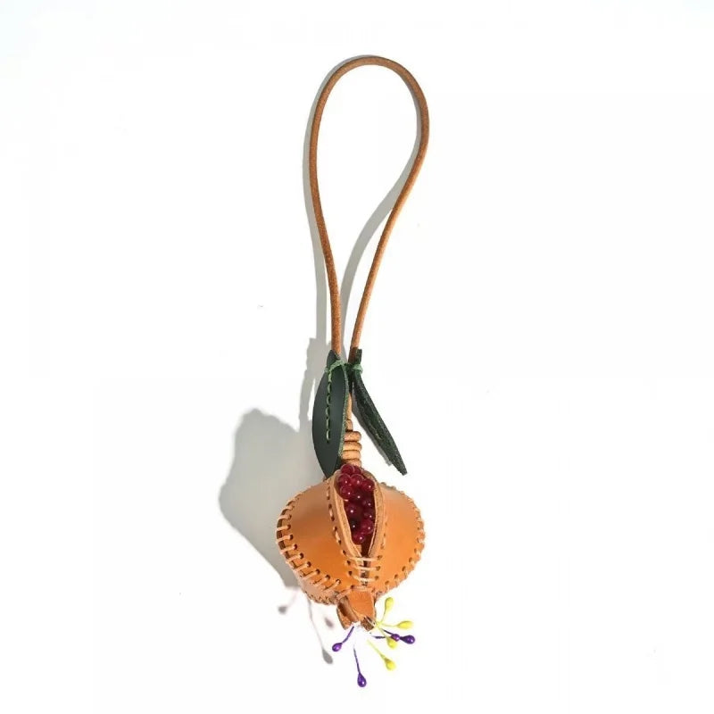 Hand-stitched Leather Pomegranate Charm – Premium Vegetable-tanned Leather Bag Pendant | Creative Accessory for Bags & Keychains