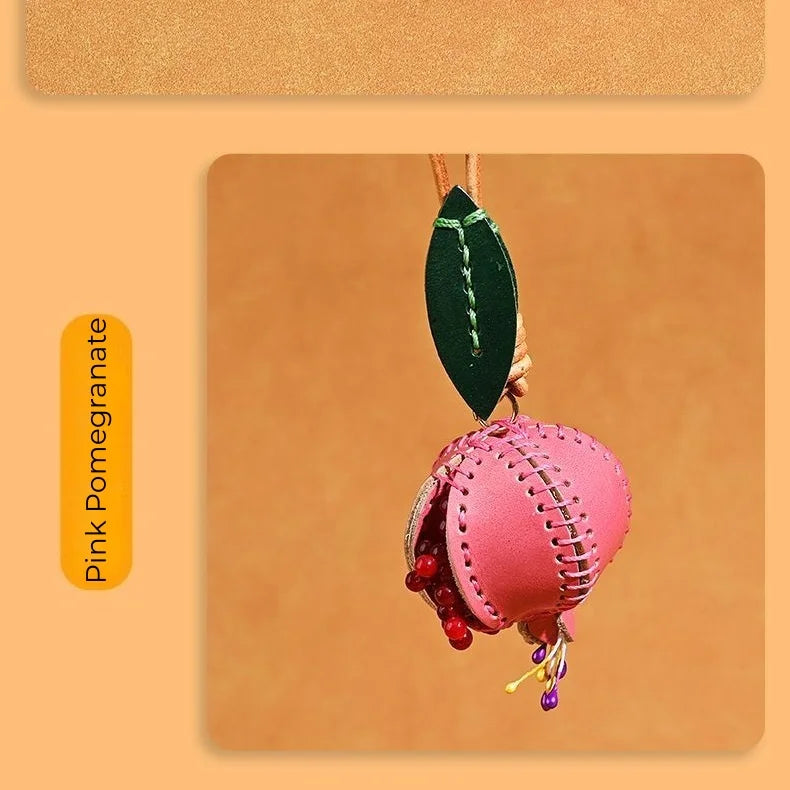 Hand-stitched Leather Pomegranate Charm – Premium Vegetable-tanned Leather Bag Pendant | Creative Accessory for Bags & Keychains