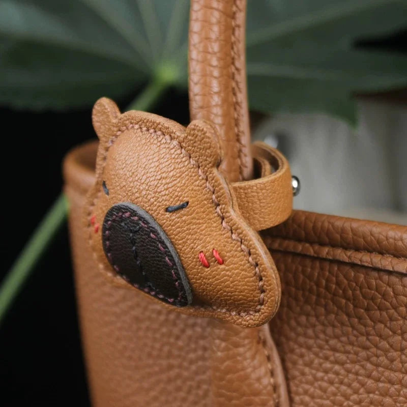 Sleeping Capybara Leather Bag Charm – Handcrafted Premium Animal Pendant in Soft Brown | Lazy Water Pig Keychain | Playful & Luxurious Bag Accessory