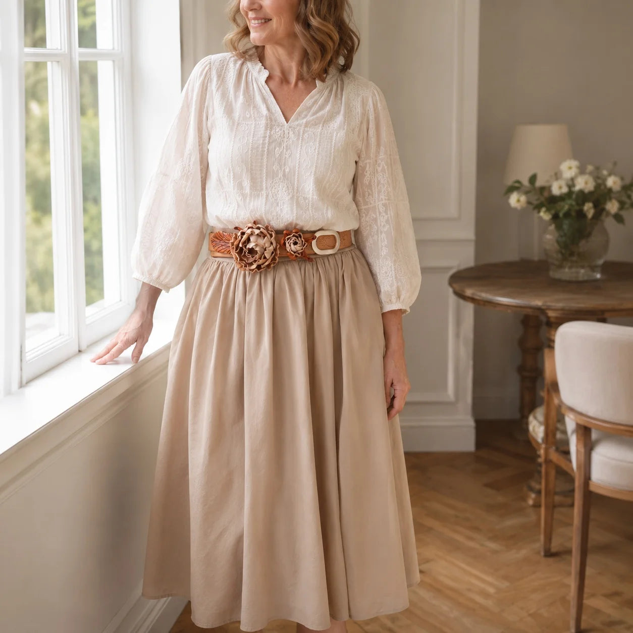 Antique Rose Bloom Leather Floral Waist Belt – Handcrafted Vegetable-Tanned Leather Flower Belt for Dresses, Skirts & Light Outerwear