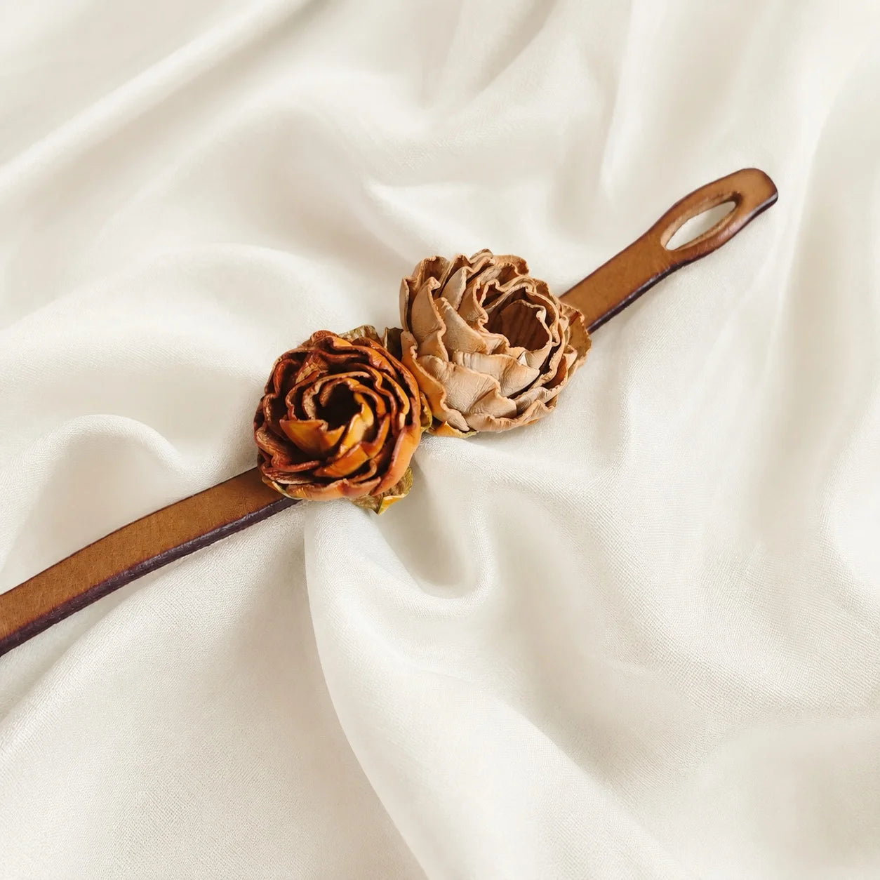 Crimson Rosebud Leather Floral Waist Belt – Handcrafted Slim Cowhide Leather Flower Belt for Dresses, Skirts & Light Outerwear