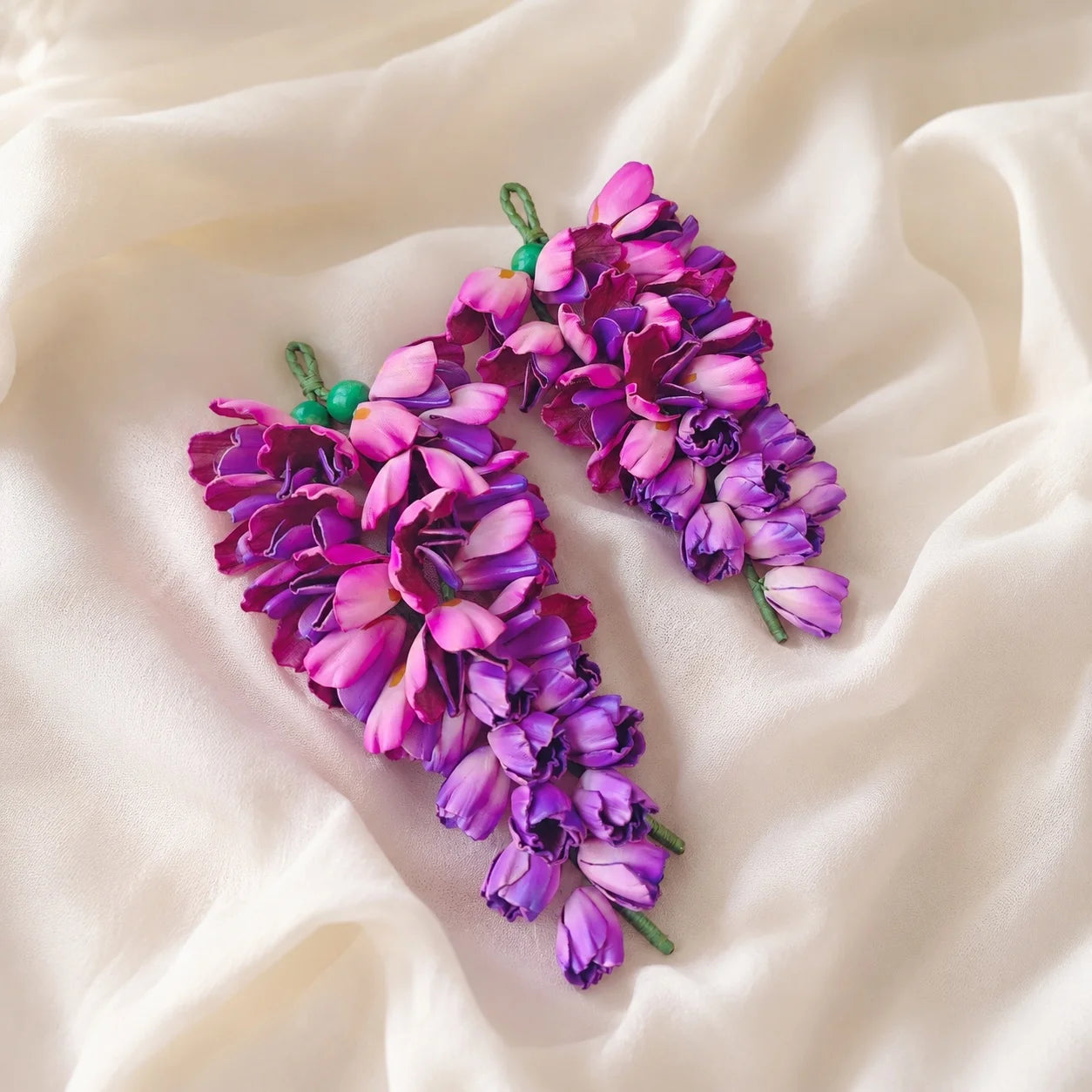 Wisteria Cascade Leather Bag Charm – Handcrafted Cowhide Floral Accessory for Totes & Home Décor
