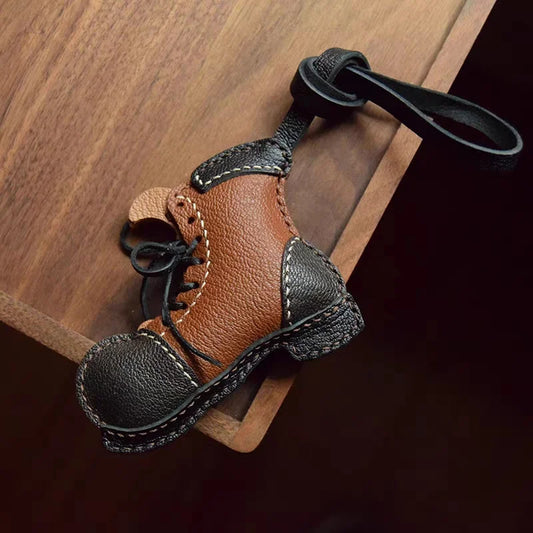 Vintage Leather Boot Bag Charm – Handmade Retro-Style Full-Grain Pendant | Cowboy Camping Keychain Accessory | Unique Gift for Outdoor Lovers