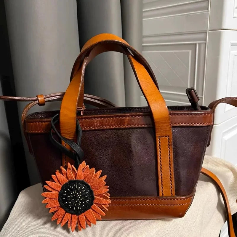 Handmade Sunflower Leather Bag Charm – Designer Full-Grain Cowhide Pendant | Artisan Floral Keychain | Unique Handbag Decoration & Gift