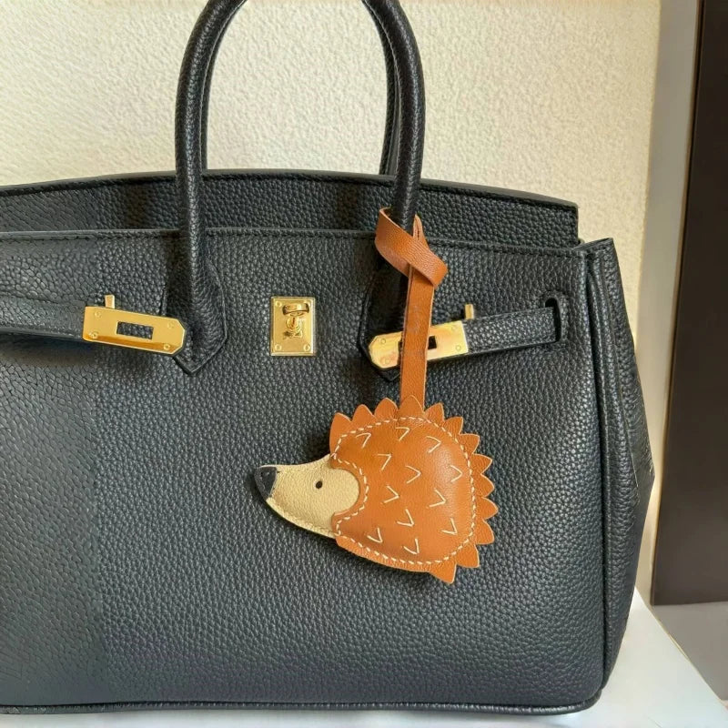 Charming Hedgehog Leather Bag Charm – Handmade Sheepskin Keychain Pendant | Cute Animal-Inspired Accessory | Elegant Gift for Women