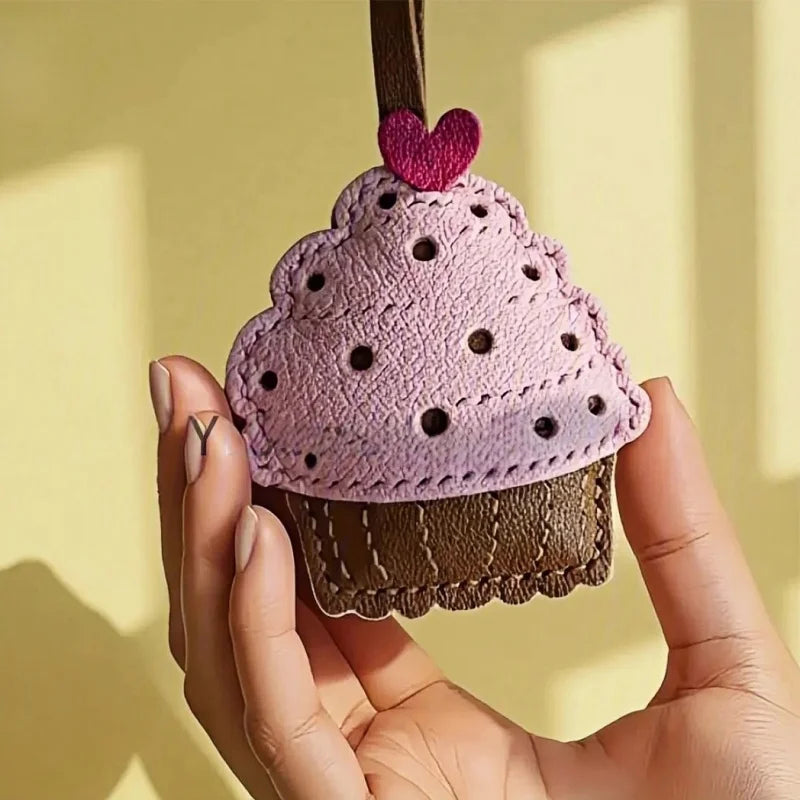 Handmade Leather Cupcake Bag Charm – Handcrafted Genuine Leather Pendant & Keychain | Cute Artistic Accessory for Handbags | Thoughtful Gift for Her