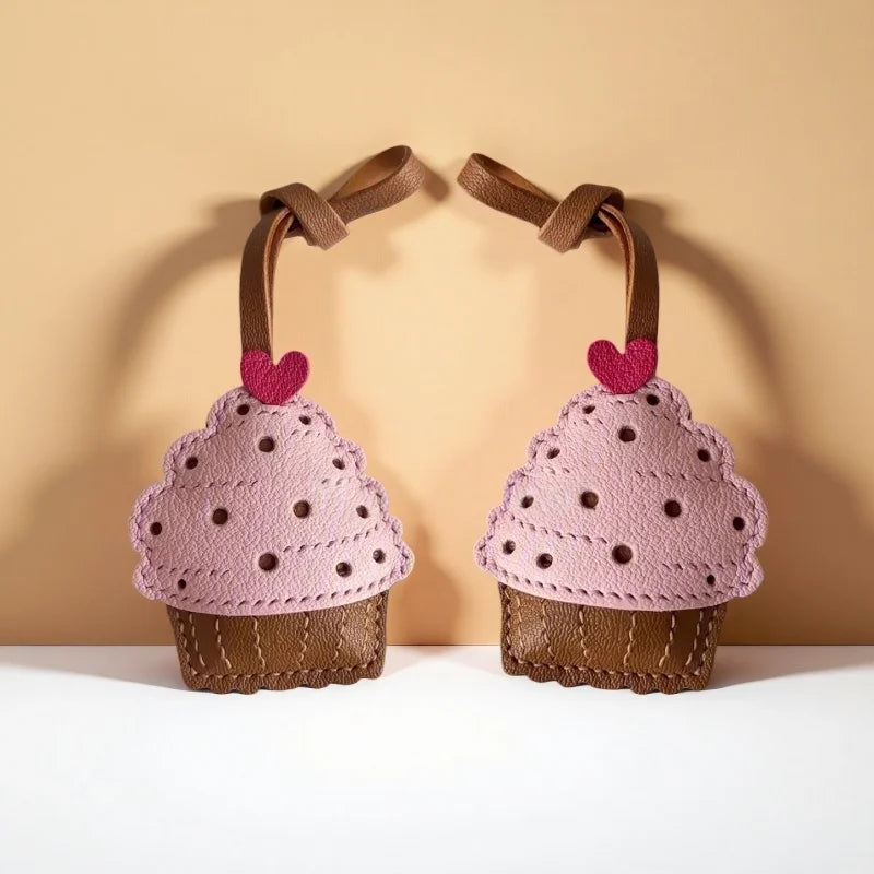 Handmade Leather Cupcake Bag Charm – Handcrafted Genuine Leather Pendant & Keychain | Cute Artistic Accessory for Handbags | Thoughtful Gift for Her