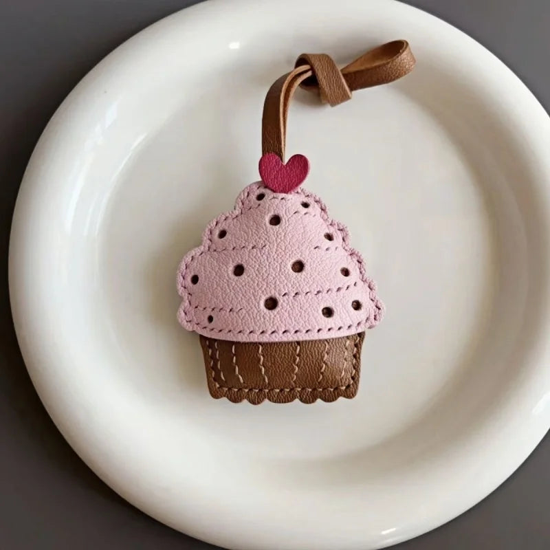 Handmade Leather Cupcake Bag Charm – Handcrafted Genuine Leather Pendant & Keychain | Cute Artistic Accessory for Handbags | Thoughtful Gift for Her