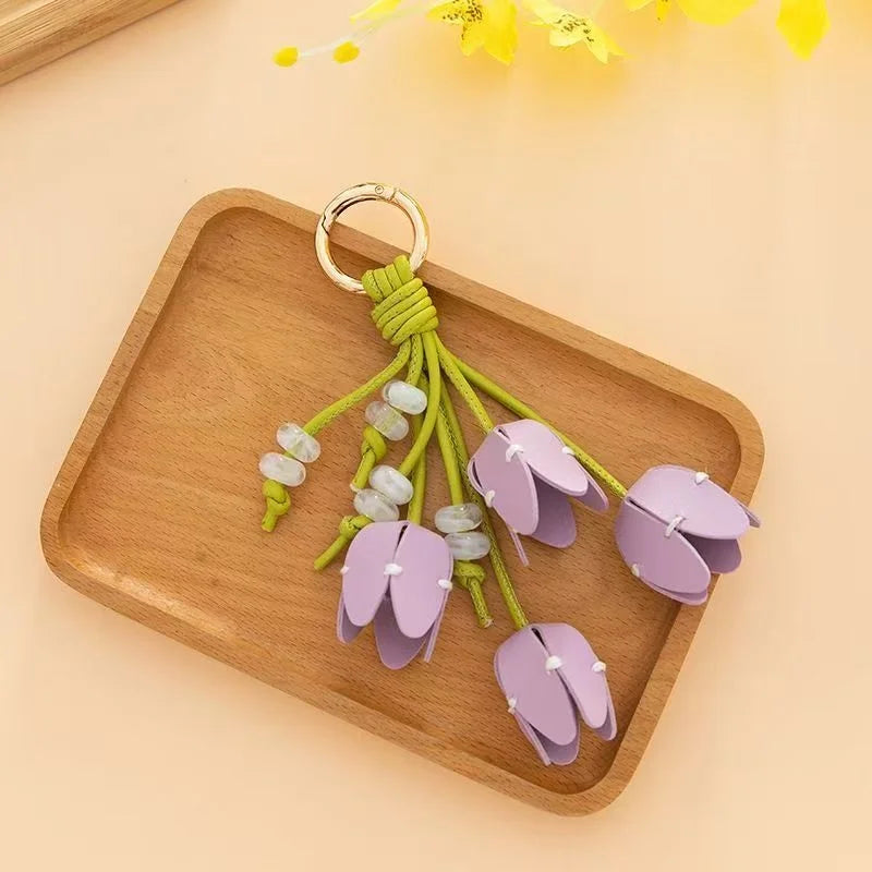 Tulip Blossom Leather Bag Charm – Handmade Bouquet Keychain Pendant | Dopamine Beaded Floral Accessory | Elegant Handbag Decoration for Women